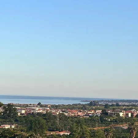 Iiulia Hills * Fiumefreddo di Sicilia