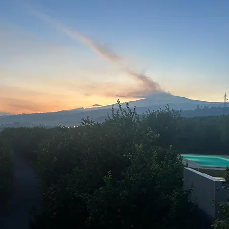 Iiulia Hills * Fiumefreddo di Sicilia
